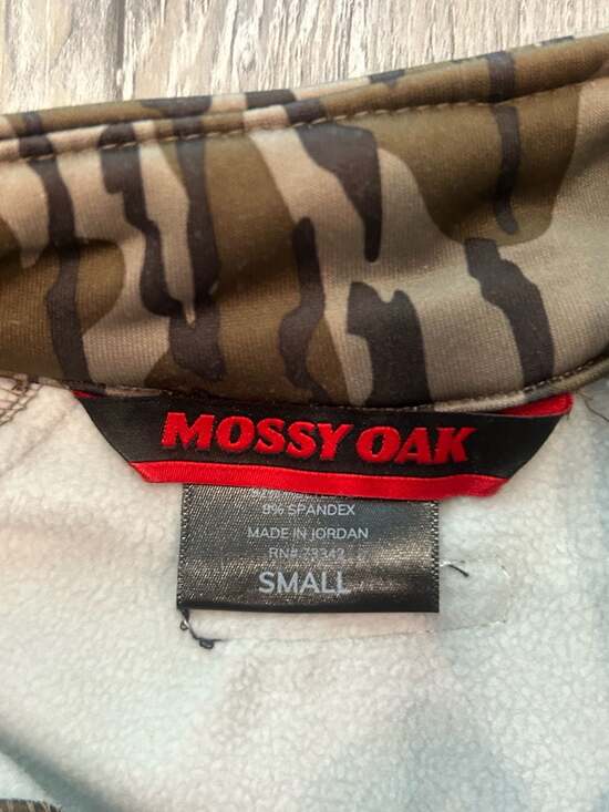 Mossy Oak Original Bottomland Camo 1/4 Zip Performance Pullover - Picture 2 of 2